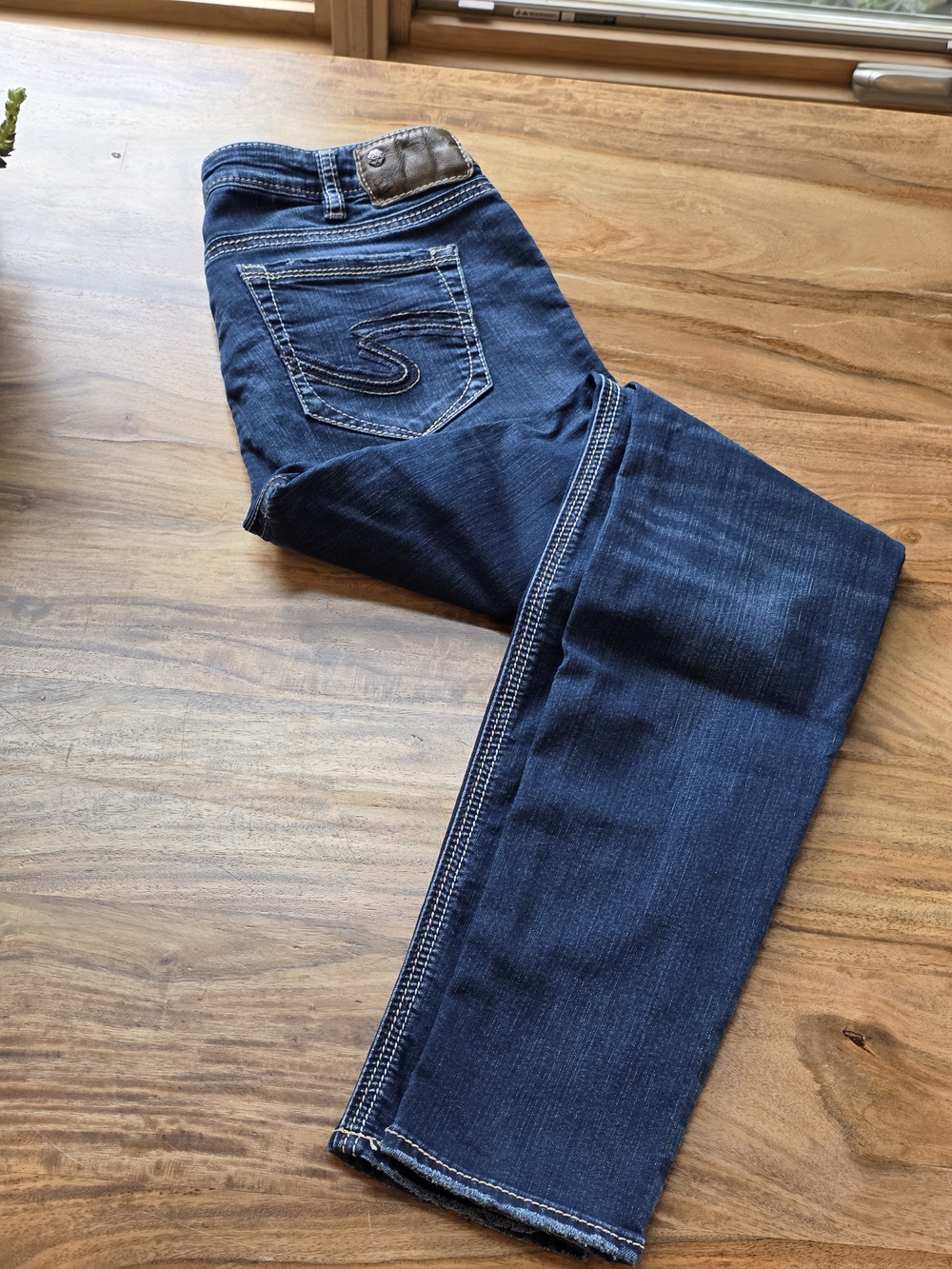 Silver Jeans Co-Suki High Super Skinny curvy fit jeans. Women's Size W31/L31.